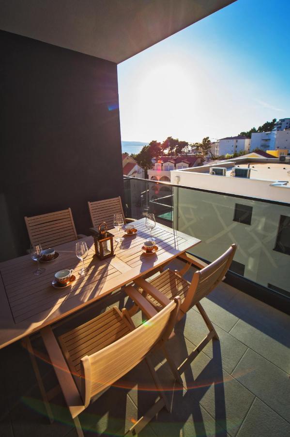 Deluxe 2 Bedroom Apartment With Sea View Baška Voda Eksteriør bilde